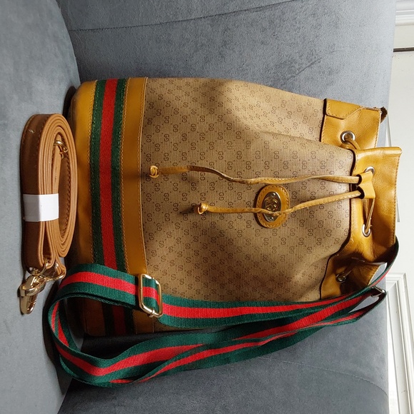 Gucci vintage micro GG drawstring bucket bag - Picture 1 of 15